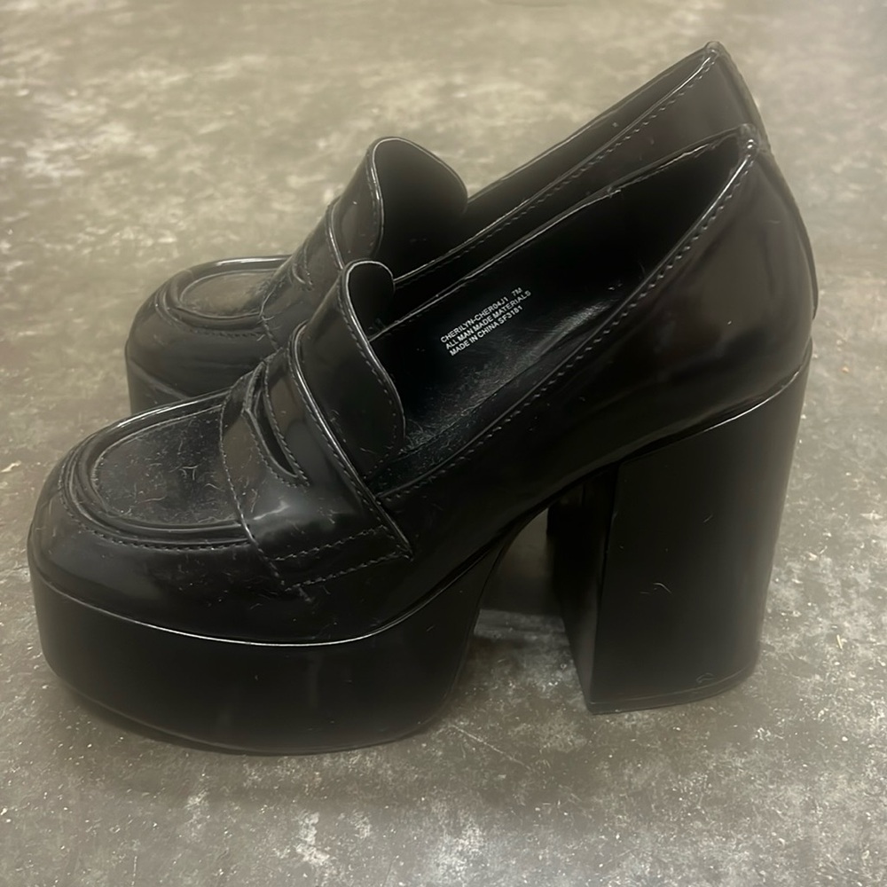 Madden Girl Black Platform Loafers - Picture 4 of 7